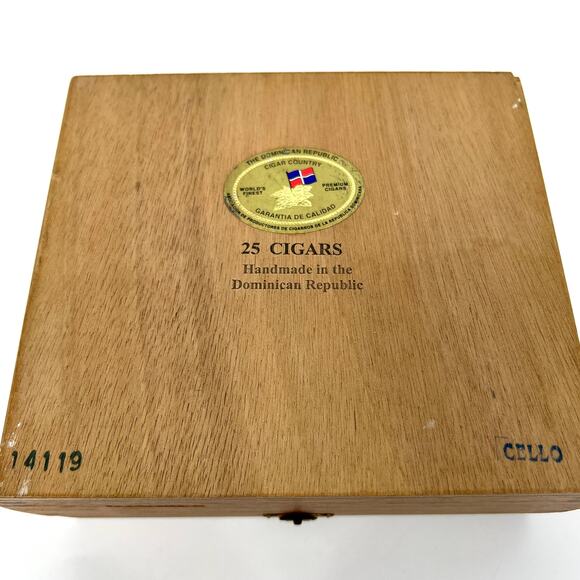 Vintage OCASO Carved Wood Cigar Box - Picture 2 of 8